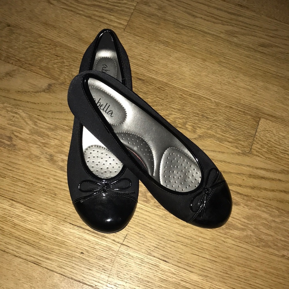 Black flats with small heel